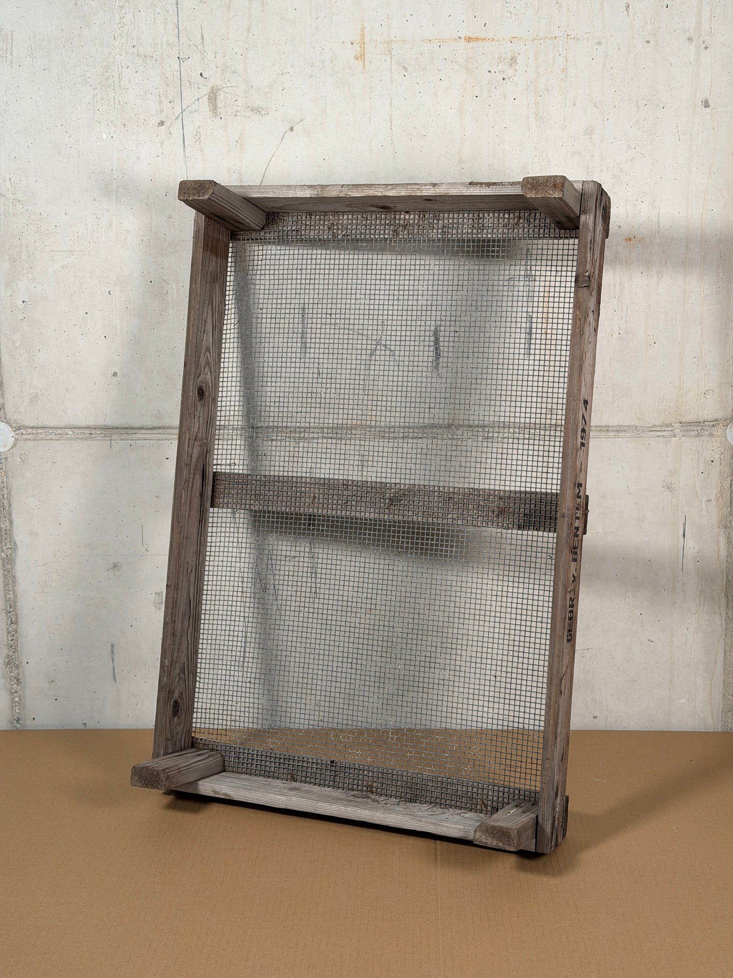 Vintage Tulpenkiste – Patina Stufe 1 (Ruhig)