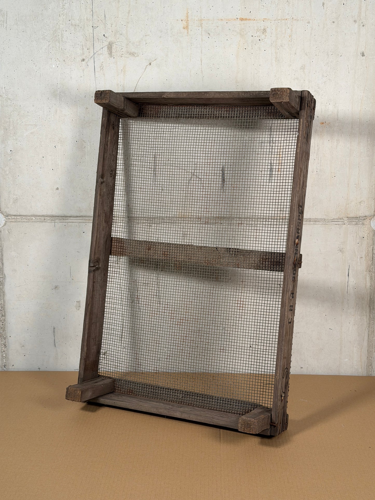 Vintage Tulpenkiste – Patina Stufe 1 (Ruhig)